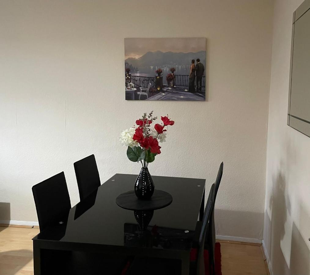 Nnk Air Bnb Enfield Bagian luar foto